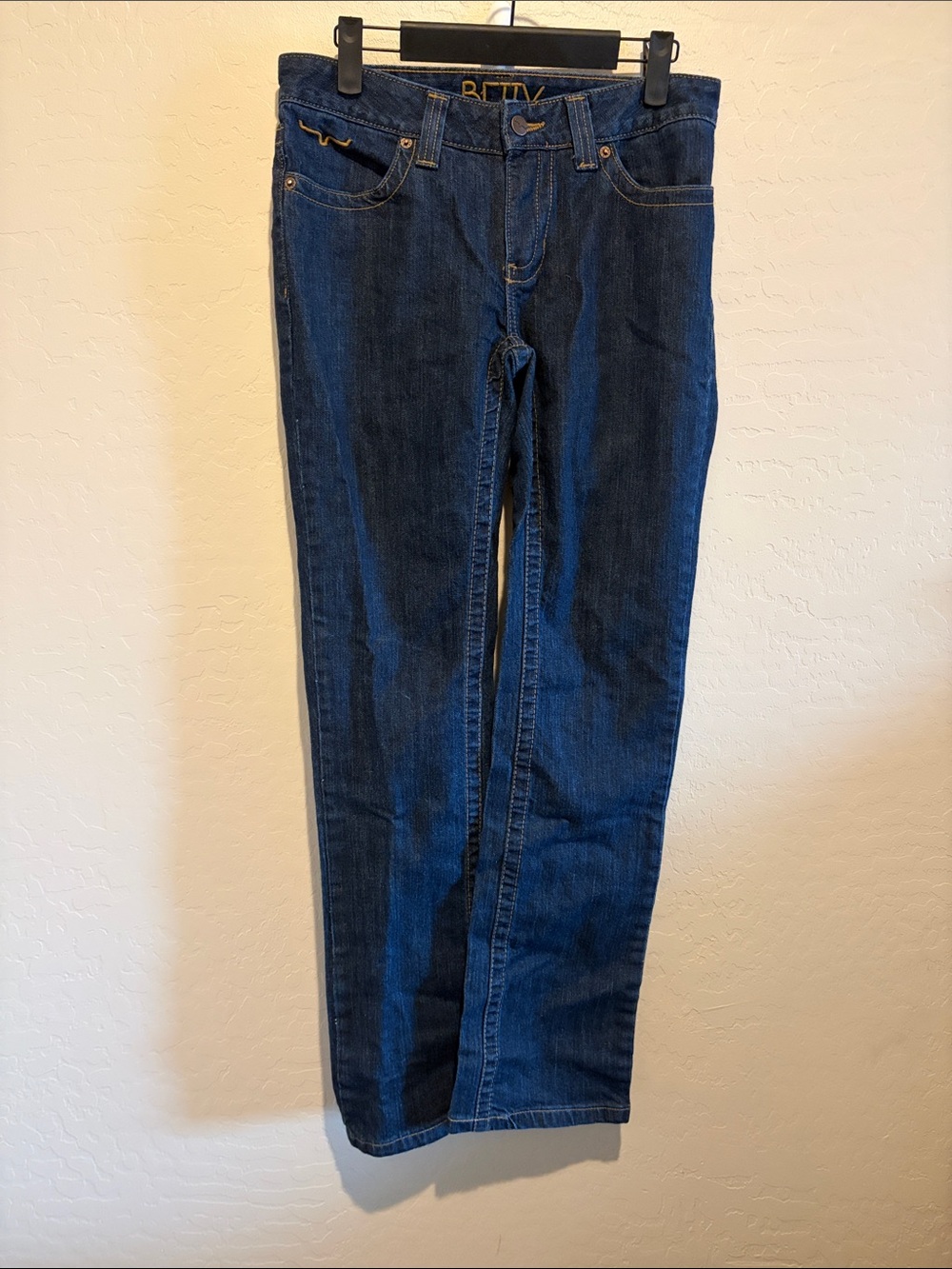 Kimes Straight-Leg Jeans in Dark Blue